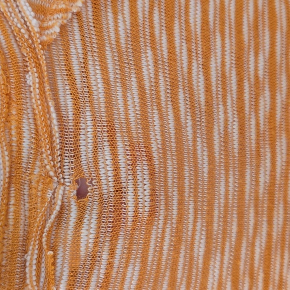 Eyeshadow Boho Style Striped Top With Raw Edges, Size XL (0816) - Picture 6 of 9